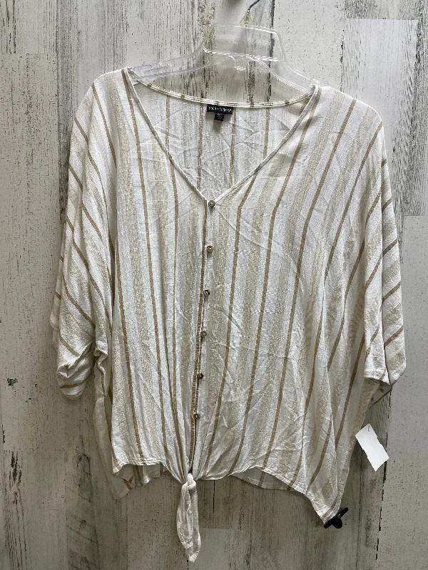 Top Short Sleeve By Coco And Carmen In Tan, Size: 2x