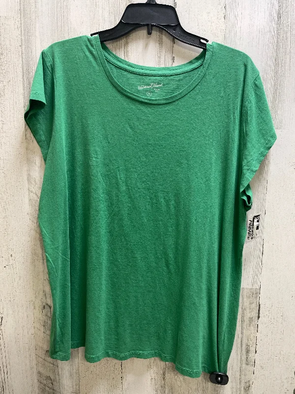 Top Short Sleeve By Universal Thread In Green, Size: 2x